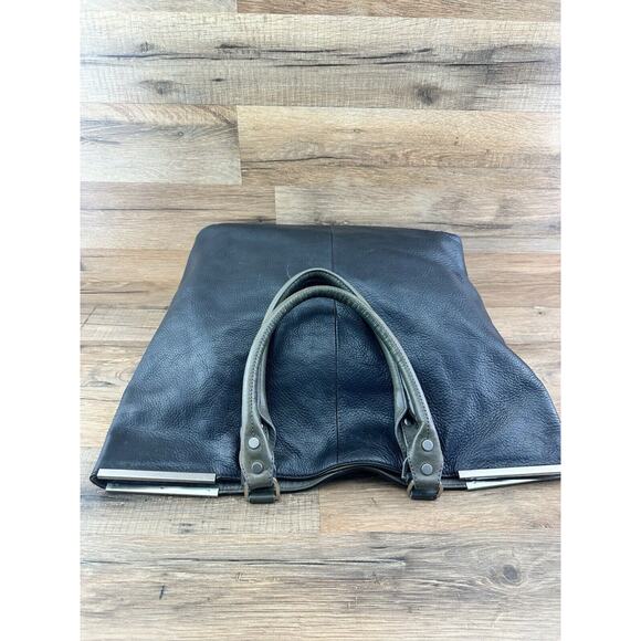 Kenneth Cole New York contemporary carry all expandable tote black leath… - Picture 5 of 10